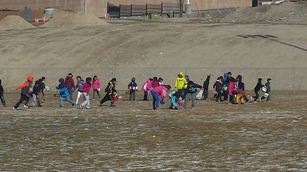 Easter:Kids gathering eggs